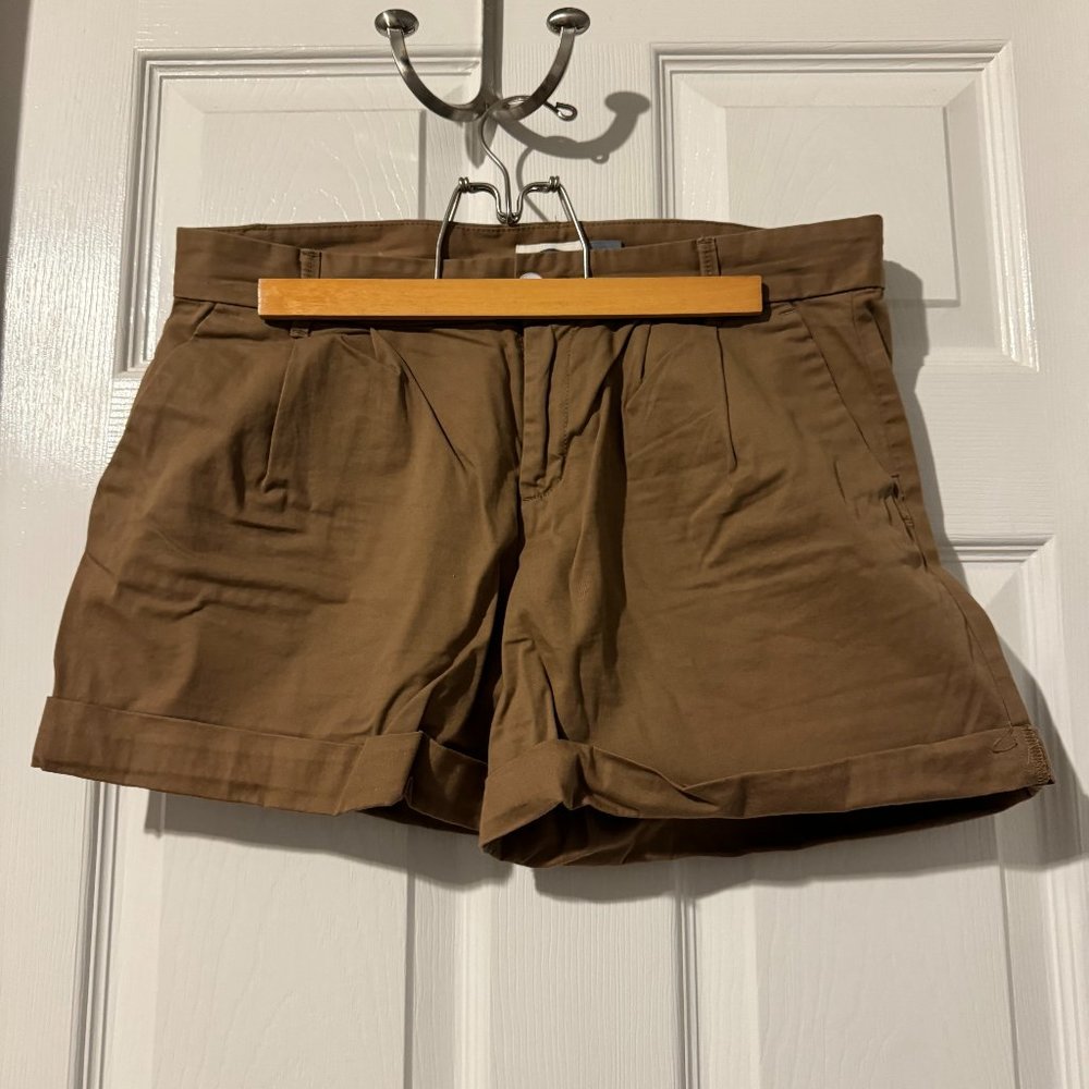 Old Navy, Khaki Shorts, Size 4